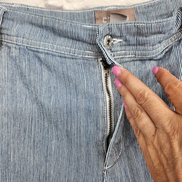 CHICO'S Blue White Striped Denim Shorts Bermuda Modest Sz 3 - Picture 3 of 12